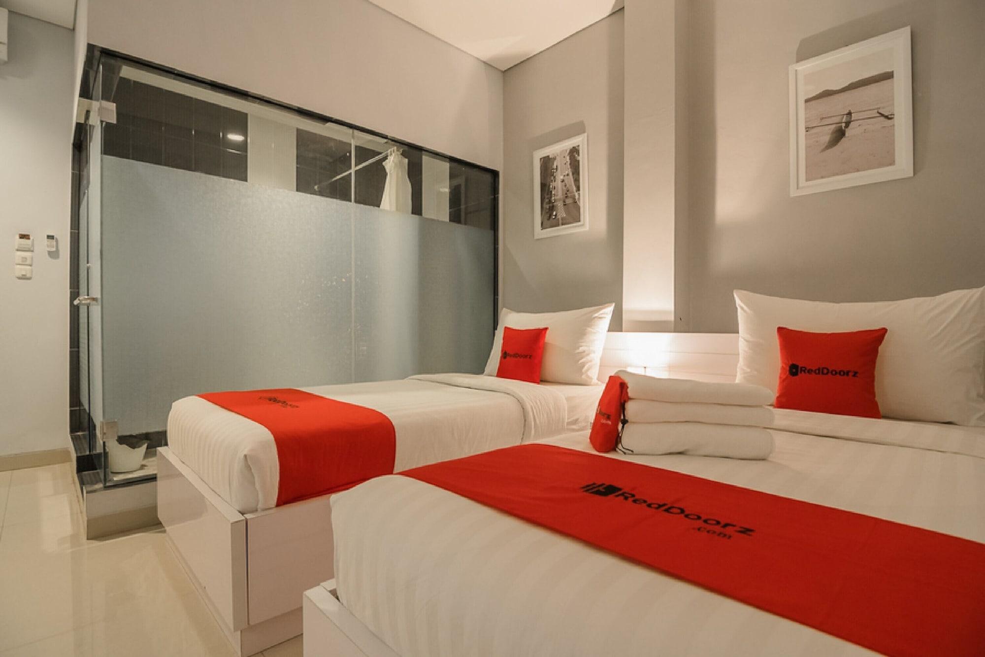 Reddoorz Plus Near Soekarno Hatta Airport 2 Тангеранг Екстер'єр фото