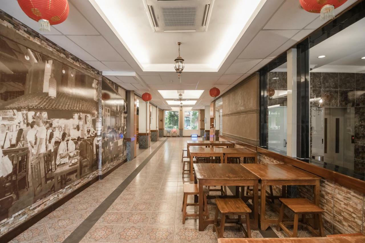 Reddoorz Plus Near Soekarno Hatta Airport 2 Тангеранг Екстер'єр фото
