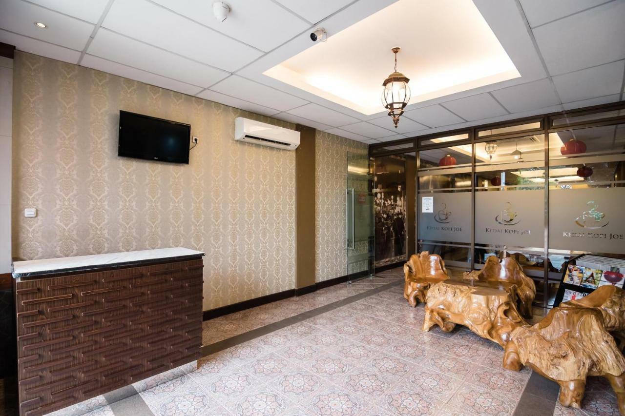 Reddoorz Plus Near Soekarno Hatta Airport 2 Тангеранг Екстер'єр фото